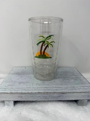Tervis Tumbler PALM TREE 6" Plastic Insulated Tumbler Cup Holds 16 oz - Image 1 of 4