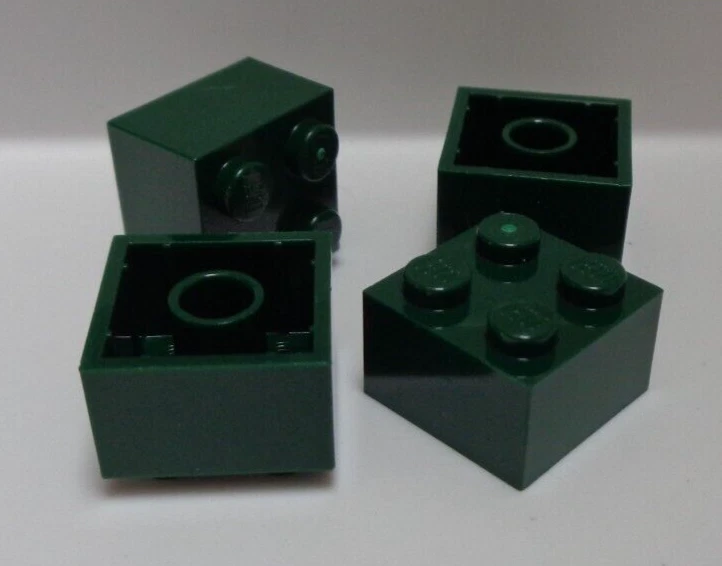 LEGO  Pieces & Parts 3003 6214611 2x2 Bricks Earth Green x4 - Image 1 of 1