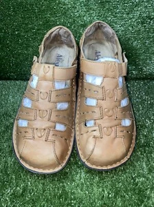 Zueco sin cordones Alegria Pesca Mary Jane plano para mujer talla EE. UU. 8/38 PES-647 tostado - Imagen 1 de 8