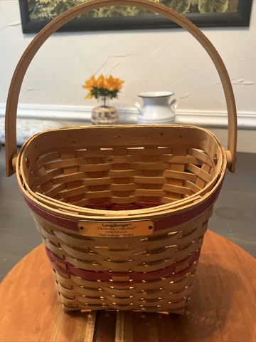 Longaberger Christmas Red Glad Tidings Basket Wall Hanging 1998 Edition Cover