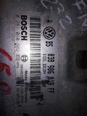 038906019FF centralina motore per VOLKSWAGEN GOLF IV VARIANT (1J5) 1333239 - Immagine 1 di 4