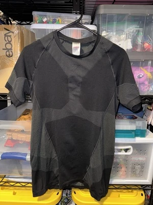 Gymshark Men's Free Force Seamless Compression Tee Black Large Training Shirt - Image 1 of 4