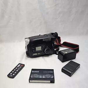 JVC GR-AX838E kompakter VHS-Camcorder. Ungetestet - Bild 1 von 10