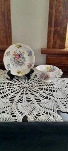 Royal Albert Roses & Wildflowers Floral Teacup & Saucer with Gold - Picture 1 of 4