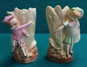 Beautiful : COVENTRY WARE figural BOY/GIRL hide & seek BUD VASE @ Vintage 1950s - Picture 1 of 9