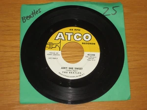 60s ROCK 45 RPM - THE BEATLES - ATCO 5308 - "AIN'T SHE SWEET" + "NOBODY'S CHILD" - Picture 1 of 2