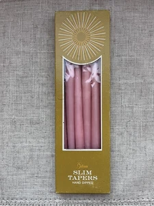 Vintage Gibson 1/2"x 10" Tiny Taper Slim Skinny Kerzen 6 Hand Dip USA Pink Neu aus altem Lagerbestand - Bild 1 von 3