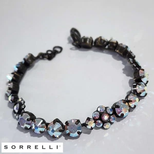 Pulsera Sorrelli AB Cristal Margarita Redonda y Piedras en Racimo en Montura de Gunmetal - Imagen 1 de 5