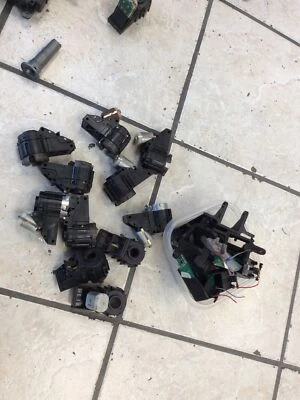 Espejo retrovisor Hummer H2 2003-2007 motor plegable OEM servicio de reparación espejo fijo OEM Foto 1 de 2