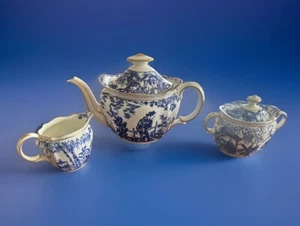 Royal Crown Derby Blue Mikado Teapot & Sugar Bowl & Creamer 🇬🇧 Gold Rim 28.5 - Picture 1 of 24