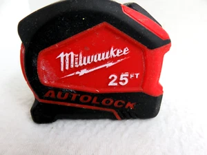 Milwaukee 48-22-6825 25ft Measuring Tape WORKS GREAT - Picture 1 of 4