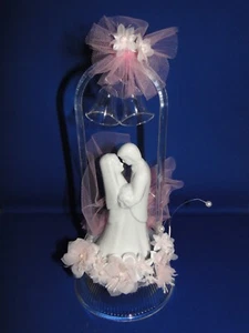 New Vintage Wilton "Rhapsody" Wedding Cake Top, white porcelain, pink  117-305 - Picture 1 of 9