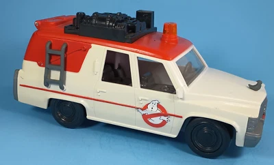 Mattel 2016 GHOSTBUSTERS Ecto 1 Light Up Car. Working With Batteries. - Image 1 of 4