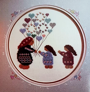 Modello punto croce UN REGALO dal cuore che dà amore cuori amicizia vintage - Foto 1 di 6