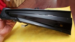 Toyota LEXUS Genuine 8158078040 LAMP ASSY RR RH 81580-78040 - Picture 1 of 11