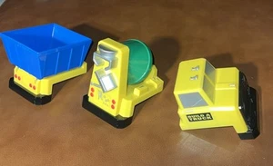 Popular Playthings Magnetic Build-a-Truck Construction PARTS - Picture 1 of 5