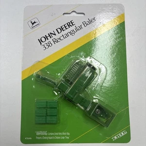 1/64 John Deere 338 Rectangular Baler - Picture 1 of 6