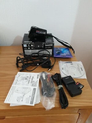 Sanyo Digital Handheld Camcorde Xacti VPC-CG65 6.0MP Boxed  - Image 1 of 4