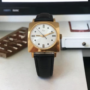 Reloj de pulsera soviético ""Luch"" URSS vintage para hombre ultra delgado regalo mecánico - Imagen 1 de 11