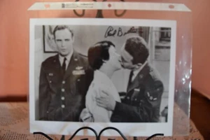 RED BUTTONS SIGNED MOVIE PHOTOGRAPH~SAYONARA - Picture 1 of 2