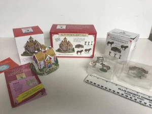 Liberty Falls AH158 Secondary School and AH51 Accessory Set - Picture 1 of 1