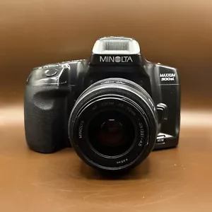 Minolta Maxxum 300si 35mm SLR Film Camera With 35-70 Lens UNTESTED - Picture 1 of 11