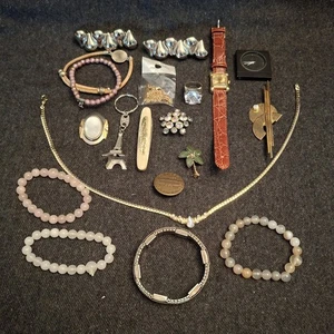 Konvolut Modeschmuck und Uhren - Bild 1 von 1