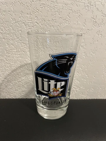 NFL Carolina Panthers Miller Lite 16 oz Pint Beer Drinking Glasses Cup Cover