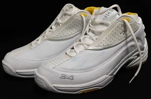 Shaquille O'Neal LA Lakers Signed Shaq Branded Pair of Shoes JSA Authenticated - Picture 1 of 10