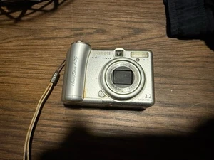 CANON POWER SHOT A75 SILVER 1.8" LCD 3.2MP DIGITAL CAMERA For Parts - Picture 1 of 4