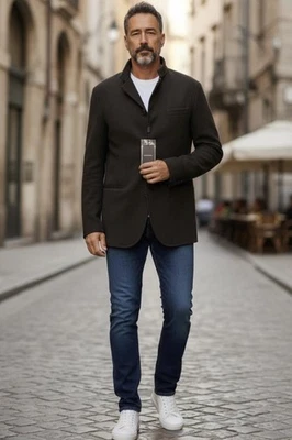 NWT Giorgio Armani Dark Brown Cashmere Jacket Size 48 IT / 38 US Retails $3,495 - Image 1 of 4