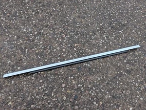 JEEP GRAND CHEROKEE WK WINDOW CHROME TRIM OSR RIGHT REAR 55399106AC - Picture 1 of 2