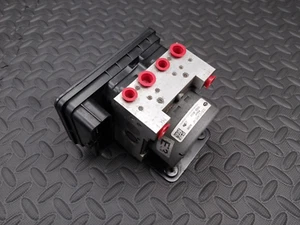 Ford Fiesta ABS PUMP D1B1-2C405-AF D1B1-2C013-BD - Picture 1 of 4