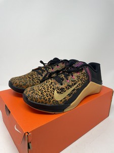 nike leopard trainers