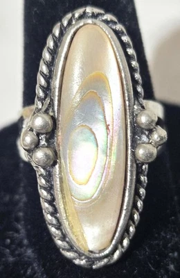 NICE FANCY BEZEL OVAL SILVERTONE ABALONE RING SIZE 7 - Image 1 of 4