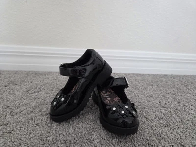 ¡NUEVO! Sandalias SugarToddler Girls Kia Mary Jane Cierre Hebilla 6 M NEGRAS Foto 1 de 4