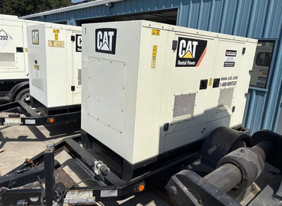 Módulos de potencia diésel Caterpillar XQ30 - 30KW Tier 4 (5 disponibles) Foto 1 de 4
