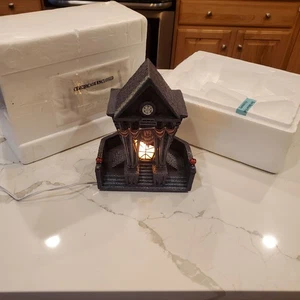 Hawthorne Village The Nightmare Before Christmas Town Hall New - Picture 1 of 8