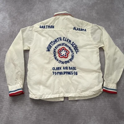 Chaqueta de recuerdo vintage años 70 JUVENTUD EE. UU. Bicentenario Filipinas militar blanca Foto 1 de 4