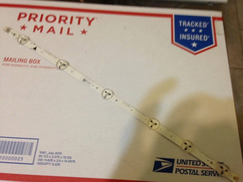  Tira de retroiluminación LED Magnavox Emerson A UDULED0SM039 Foto 1 de 1