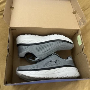 New Skechers Men's D'Lux Ultra Sneaker Shoe Premium Cushion Style 16943S w/ Box - Picture 1 of 24