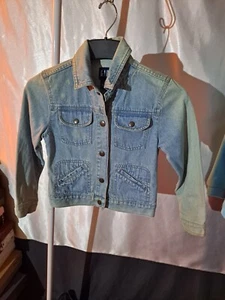 GAP Girls Vintage Rustic Blue Snap Front Denim Jacket Size 7/8 - Picture 1 of 4