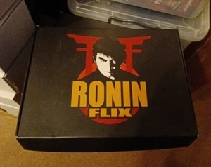 NEW! OOP! I Spit On Your Grave Deluxe 3-Disc Blu-ray BOX SET w/EXTRAS Ronin Flix - Picture 1 of 5
