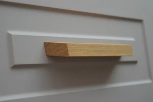 UDINE_T NEU Möbelgriff Massivholz Küchen Holz Holzgriffe Möbelgriffe Eiche Geölt - Picture 1 of 8