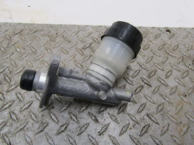 Kawasaki Mule 610 2016 cilindro maestro de freno Foto 1 de 3