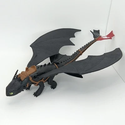 DreamWorks Cómo entrenar a tu dragón Defensores de Berk Cola giratoria sin dientes Foto 1 de 4