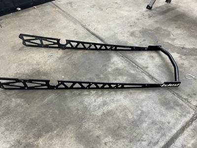 Parachoques trasero Polaris Axys 800 163 2016 96 Foto 1 de 4