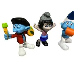 Lot of 7 McDonalds 2011 Peyo Smurf Figures Clumsy Vanity Baker Painter Party - Picture 1 of 3