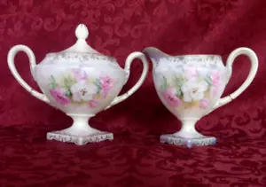 RS PRUSSIA PORCELAIN PEDESTAL CREAMER CREAM AND SUGAR SET GILT GOLD DECORATION - Picture 1 of 10