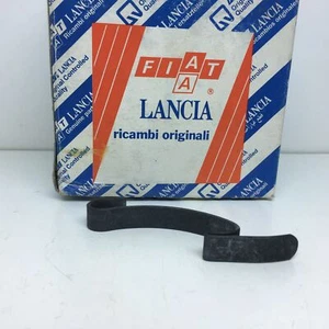 MOLLETTA FERMA COPERCHIO FILTRO ARIA FIAT REGATA - RITMO ORIGINALE 4428380 - Foto 1 di 5